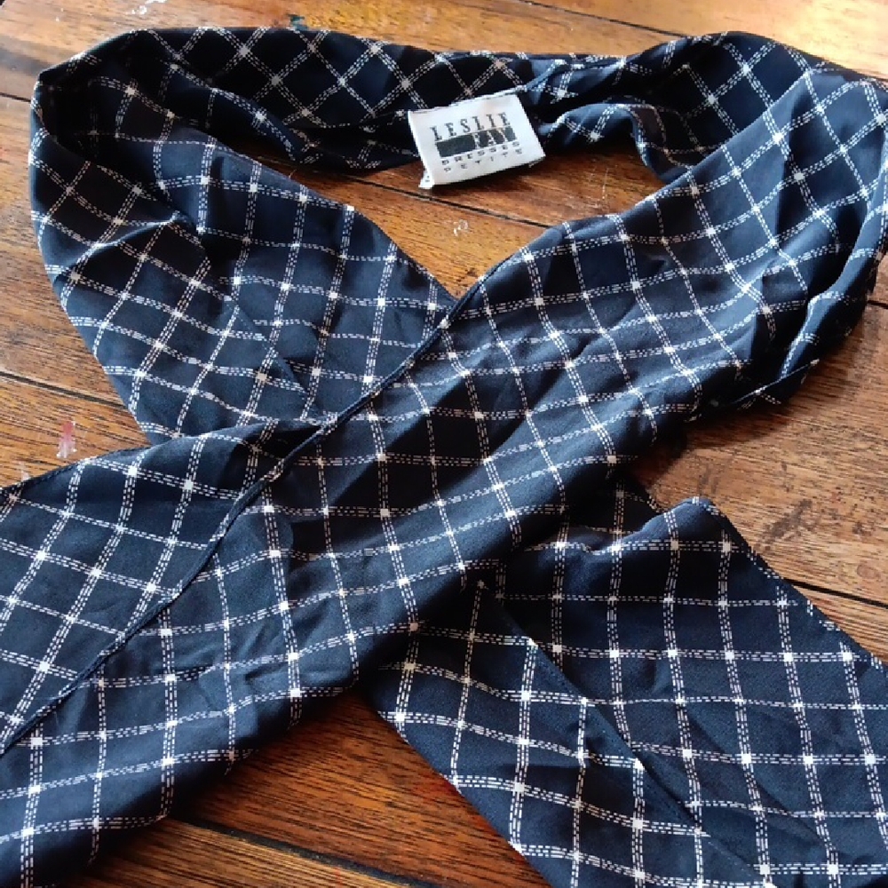 Leslie Fay Black and White Checkered Scarf